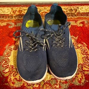 Skechers blue sneakers